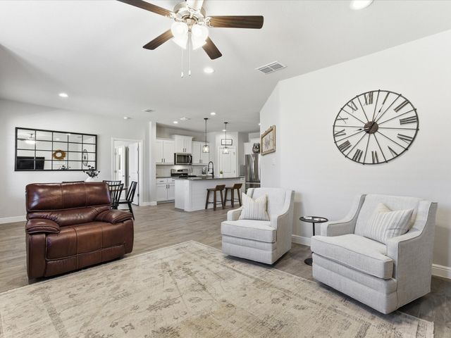 821 Blackhorse Trail, Justin, TX 76247