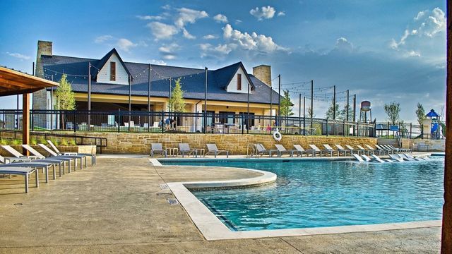 821 Blackhorse Trail, Justin, TX 76247