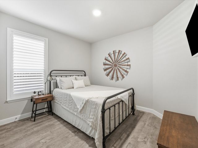 821 Blackhorse Trail, Justin, TX 76247