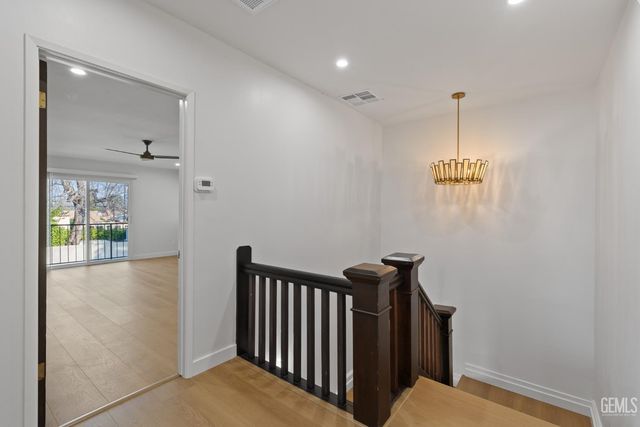 2120 B Street, Bakersfield, CA 93301