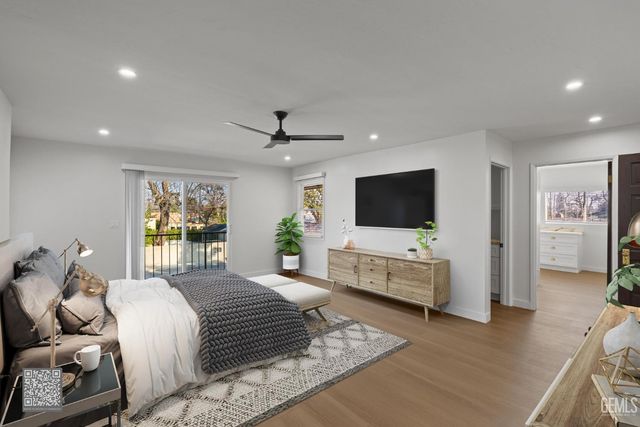 2120 B Street, Bakersfield, CA 93301
