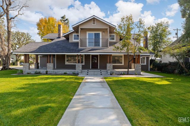 2120 B Street, Bakersfield, CA 93301
