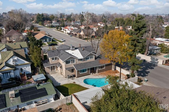 2120 B Street, Bakersfield, CA 93301