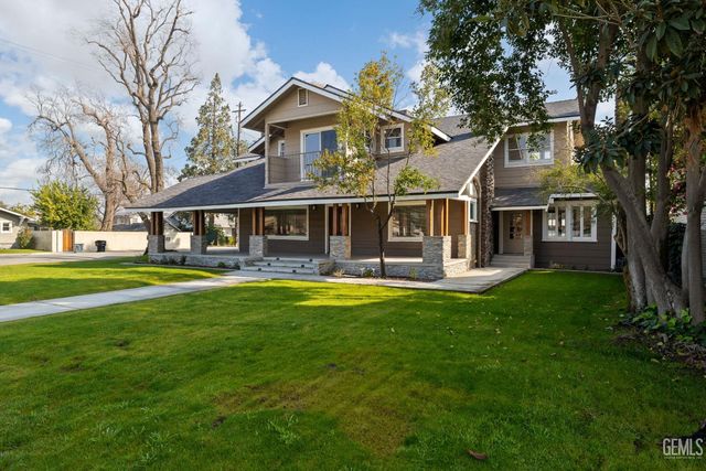 2120 B Street, Bakersfield, CA 93301