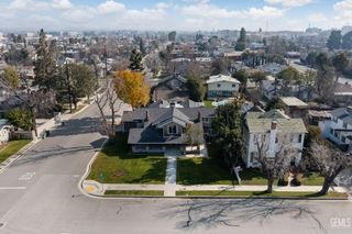 2120 B Street, Bakersfield, CA 93301