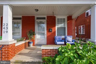239 E HIGH ST, Manheim, PA 17545
