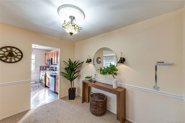 460 Old Town Road 11I, Port Jefferson Station, NY 11776