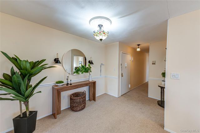 460 Old Town Road 11I, Port Jefferson Station, NY 11776