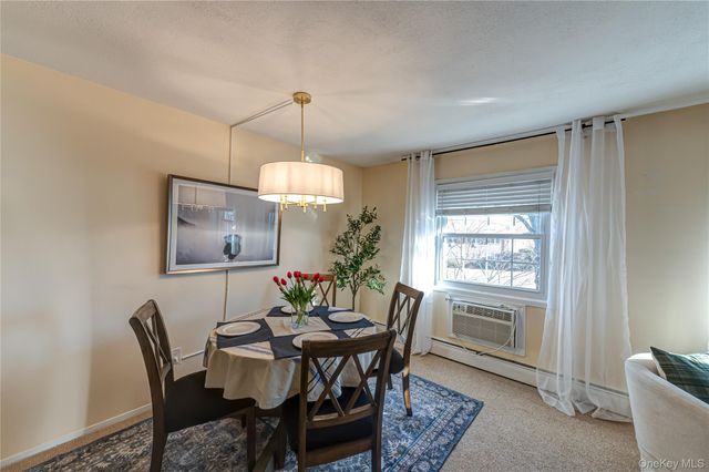 460 Old Town Road 11I, Port Jefferson Station, NY 11776