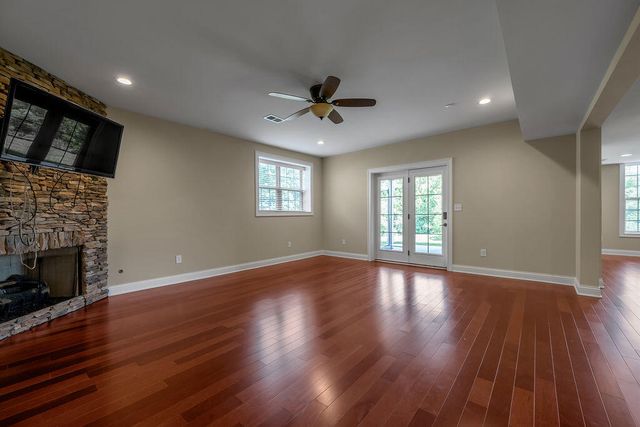 3753 Branham Park, Lexington, KY 40515