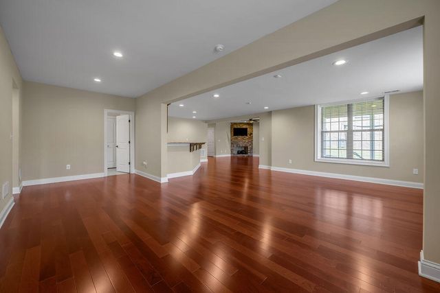 3753 Branham Park, Lexington, KY 40515