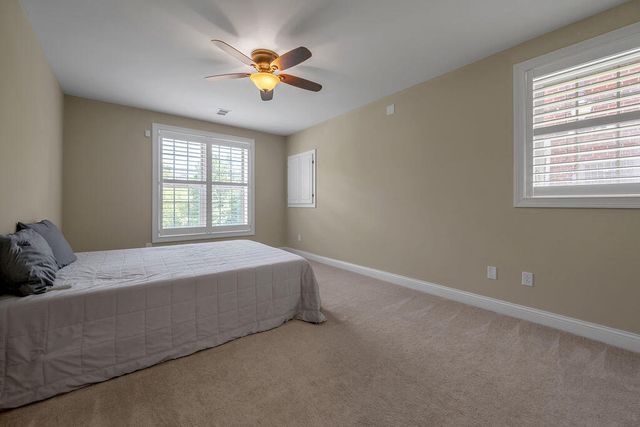 3753 Branham Park, Lexington, KY 40515
