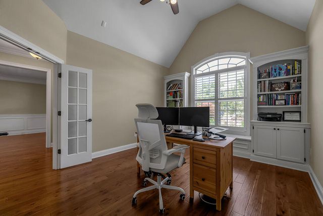3753 Branham Park, Lexington, KY 40515