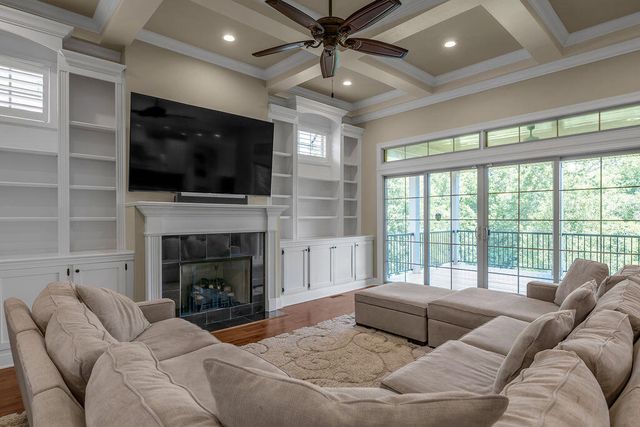 3753 Branham Park, Lexington, KY 40515
