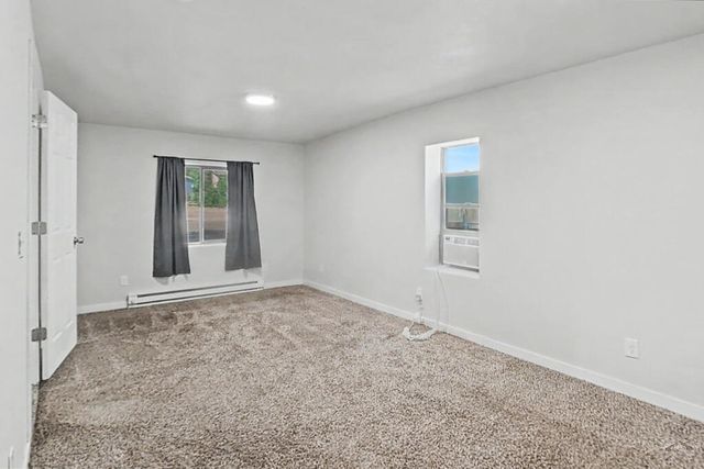 2804 E 14th St, Pueblo, CO 81001