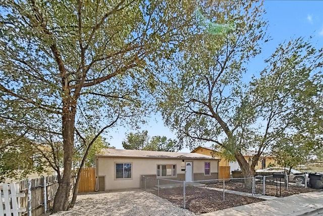 2804 E 14th St, Pueblo, CO 81001