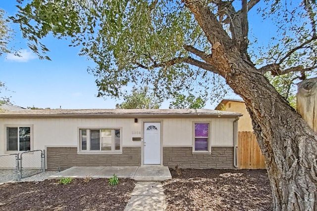 2804 E 14th St, Pueblo, CO 81001