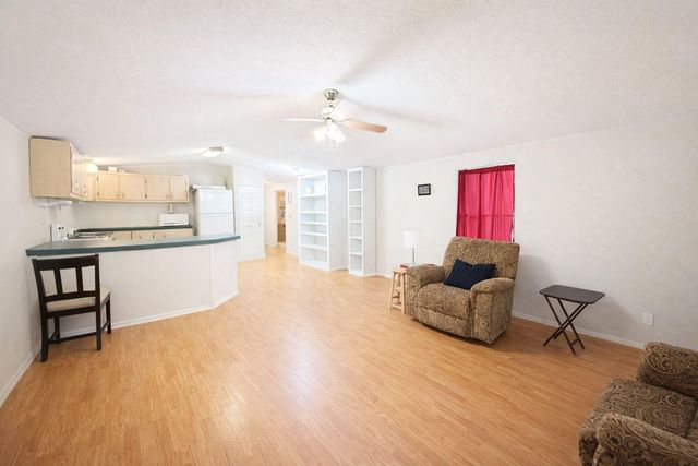 385 County Road 4547, Spurger, TX 77660