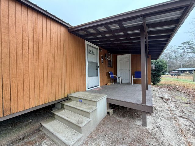 385 County Road 4547, Spurger, TX 77660