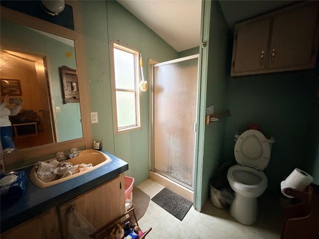 385 County Road 4547, Spurger, TX 77660