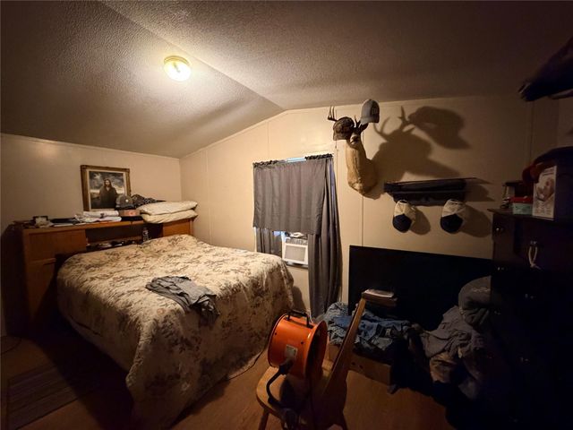 385 County Road 4547, Spurger, TX 77660