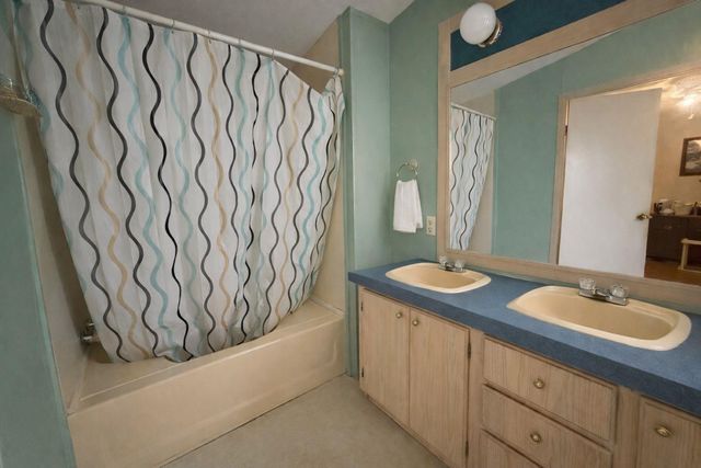 385 County Road 4547, Spurger, TX 77660