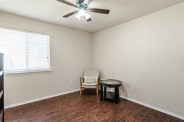 2404 Christoff LOOP, Austin, TX 78748