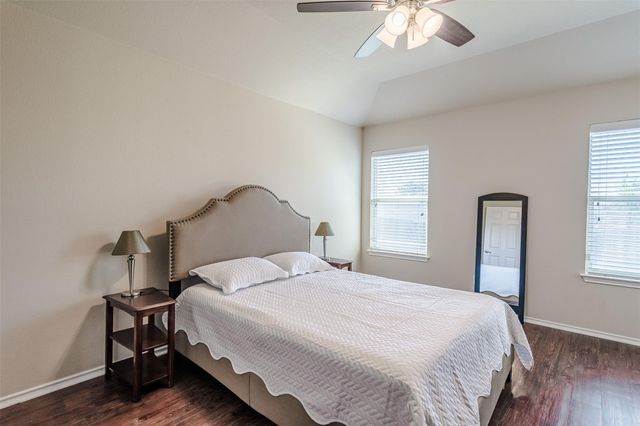 2404 Christoff LOOP, Austin, TX 78748