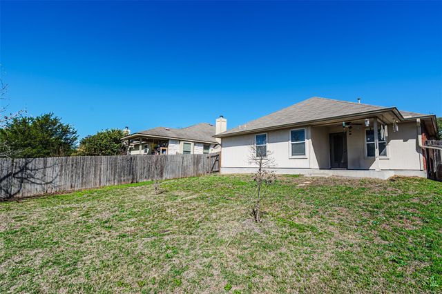 2404 Christoff LOOP, Austin, TX 78748