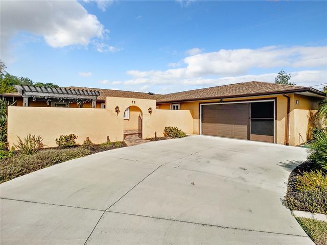 12 COLLINSON COURT, Palm Coast, FL 32137