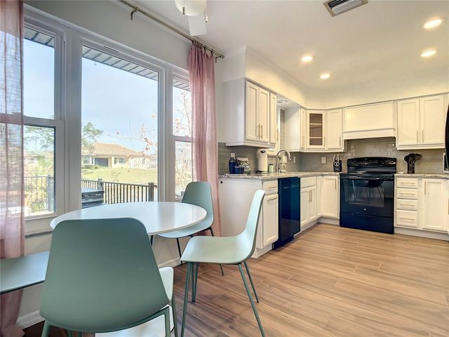12 COLLINSON COURT, Palm Coast, FL 32137