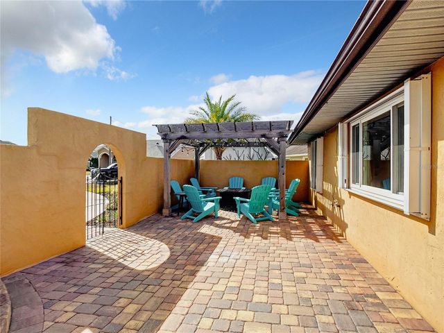 12 COLLINSON COURT, Palm Coast, FL 32137