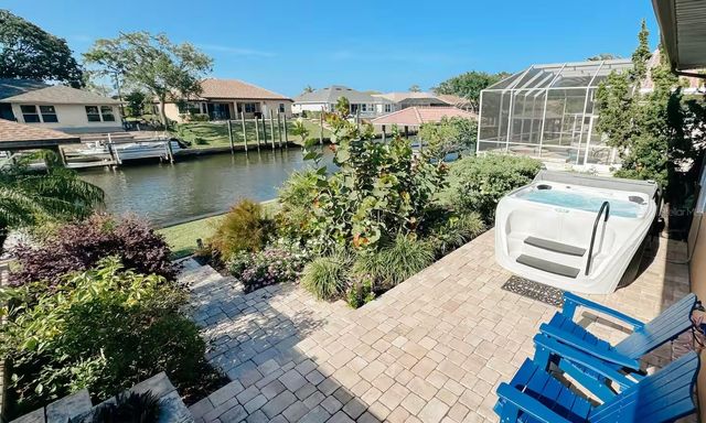 12 COLLINSON COURT, Palm Coast, FL 32137