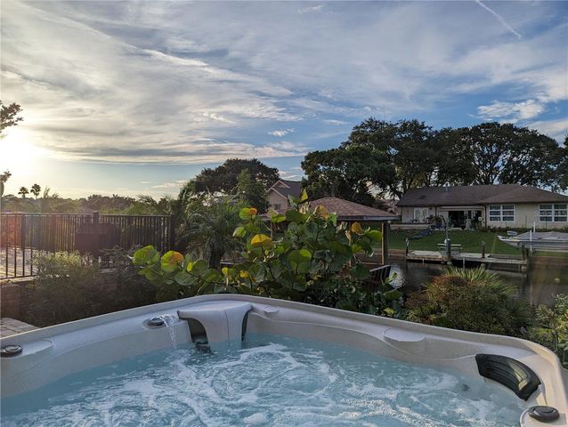 12 COLLINSON COURT, Palm Coast, FL 32137
