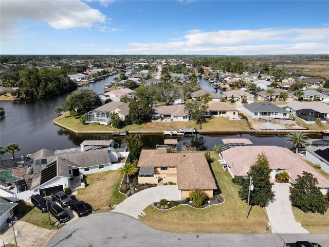 12 COLLINSON COURT, Palm Coast, FL 32137