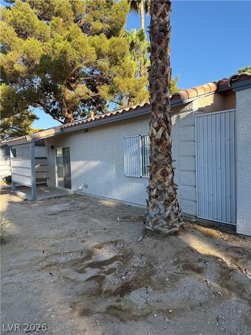 271 North Lamb Boulevard D, Las Vegas, NV 89110