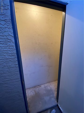 271 North Lamb Boulevard D, Las Vegas, NV 89110