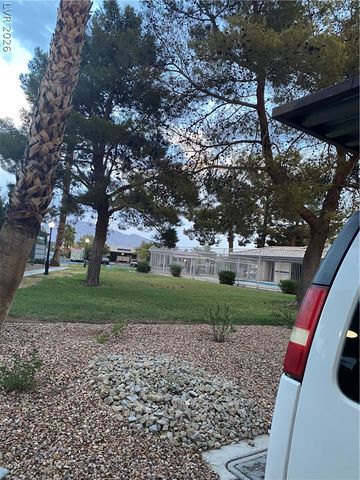 271 North Lamb Boulevard D, Las Vegas, NV 89110