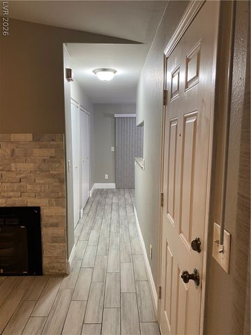 271 North Lamb Boulevard D, Las Vegas, NV 89110
