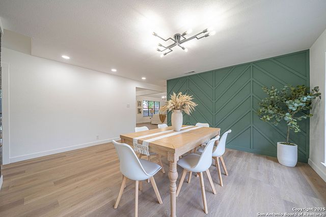 6306 Lakewood, Windcrest, TX 78239