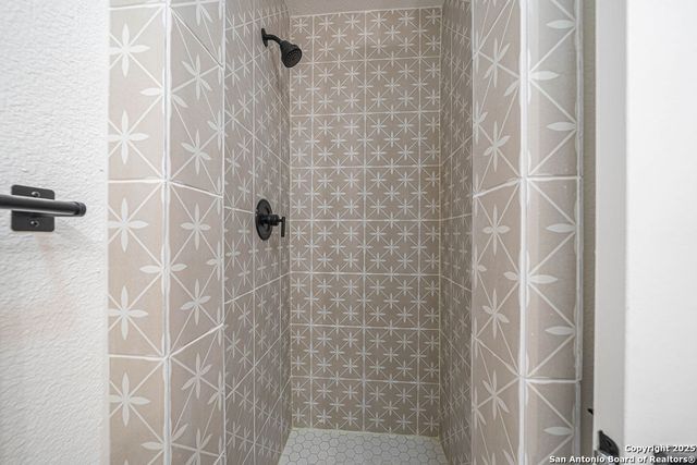 6306 Lakewood, Windcrest, TX 78239