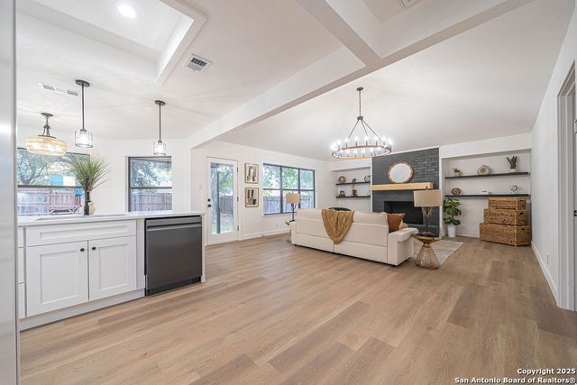 6306 Lakewood, Windcrest, TX 78239