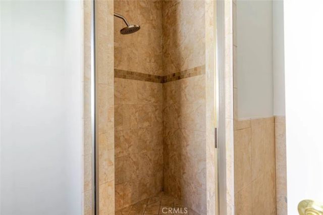 711 E Angeleno Avenue 102, Burbank, CA 91501