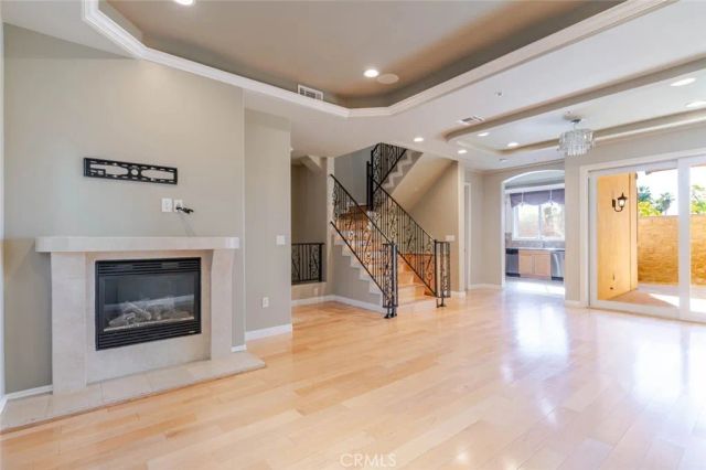 711 E Angeleno Avenue 102, Burbank, CA 91501