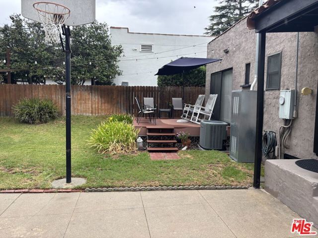 1431 N Hill Avenue, Pasadena, CA 91104
