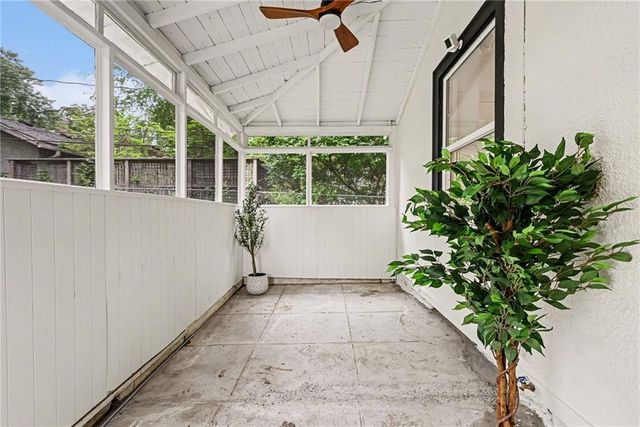 122 E 59th Street, Kansas City, MO 64113