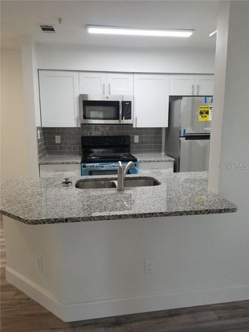 236 AFTON SQUARE 201, Altamonte Springs, FL 32714