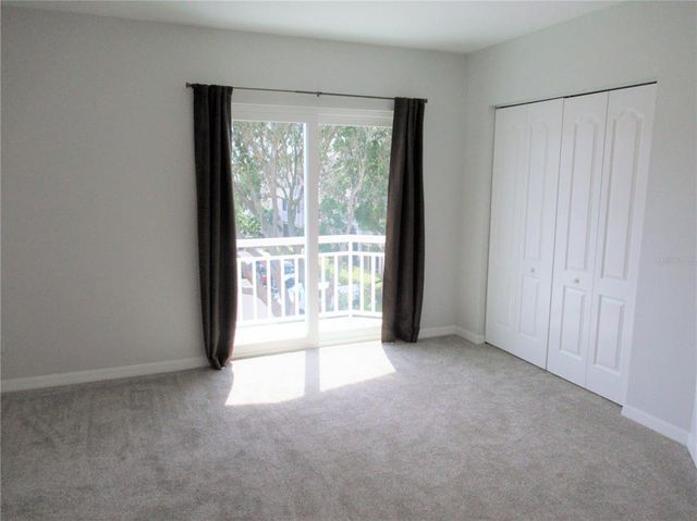 1045 PINELLAS BAYWAY S, St Petersburg, FL 33715