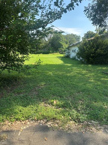 1608 E Walnut Street, Waco, TX 76704