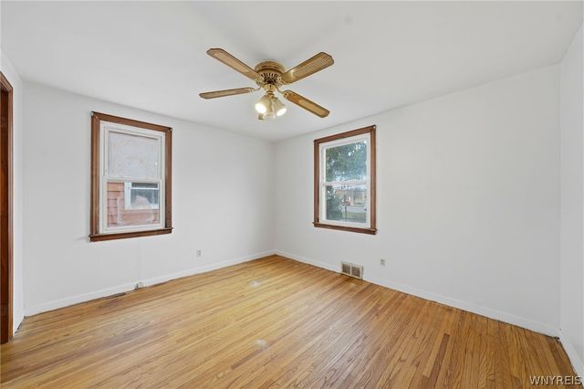 795 Mineral Springs Road, West Seneca, NY 14224